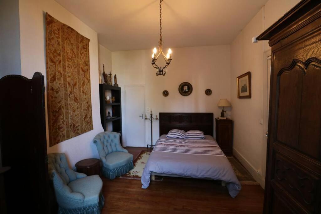 Ancien Presbytere Au Coeur Du Village Mauvezin  Екстер'єр фото