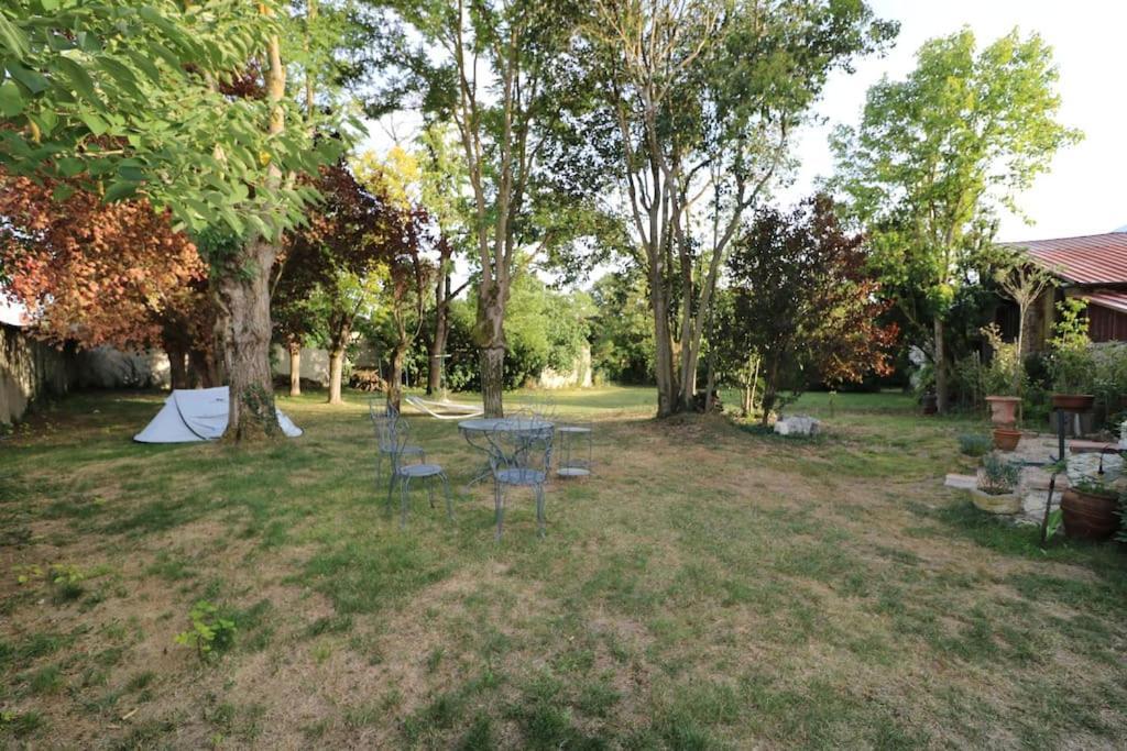 Ancien Presbytere Au Coeur Du Village Mauvezin  Екстер'єр фото